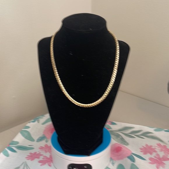 Brand new: Set:Elegant 14k laminated gold. Quality:750. - Picture 3 of 17